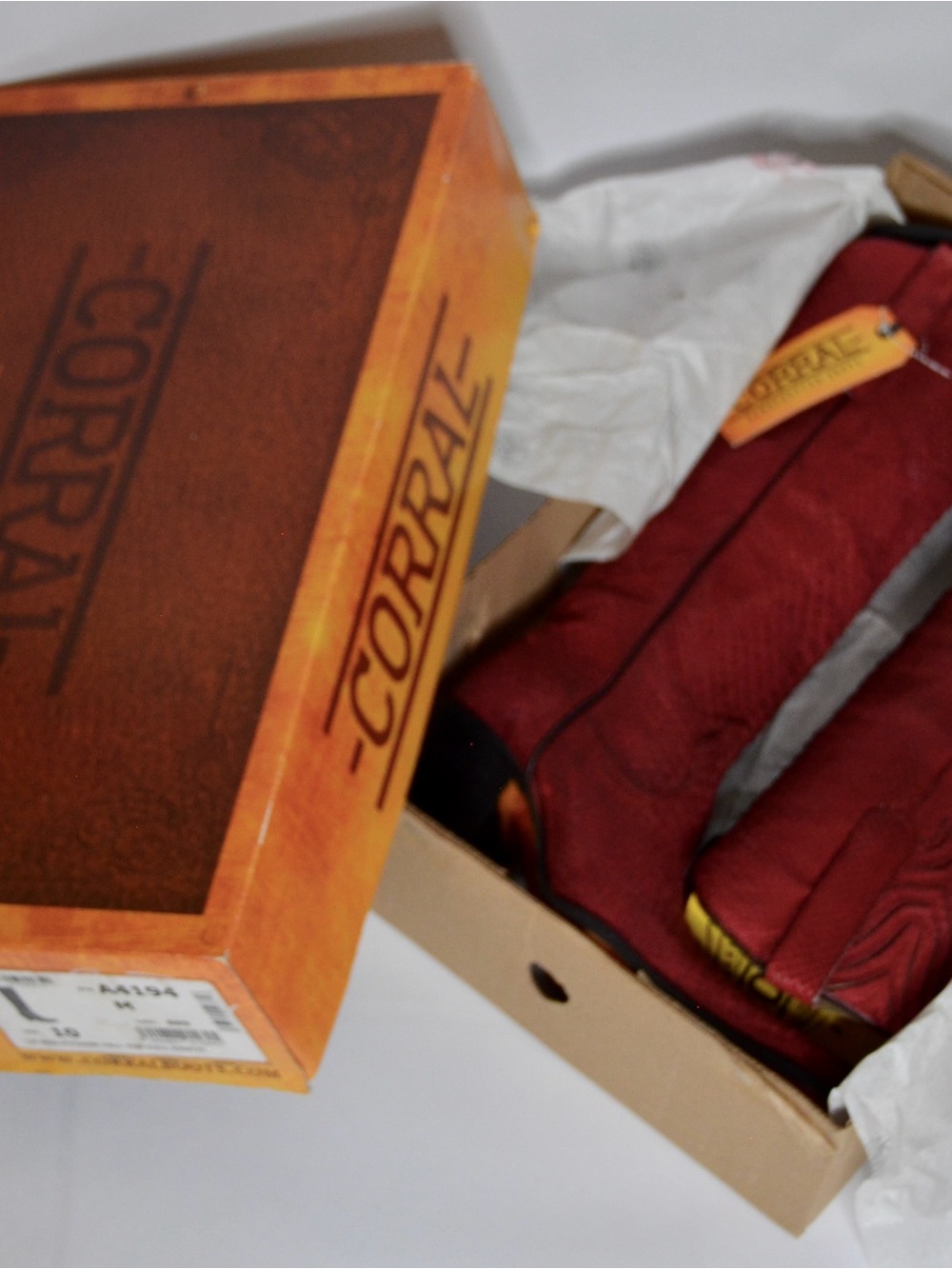 Corral Boots Genuine Red Full Python Tall Top Snip Toe Zippered with New/wBox - Picture 3 of 11